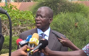 Les tarifs des services télécoms expliqués en Wolof par l’expert international Pape Gorgui Touré