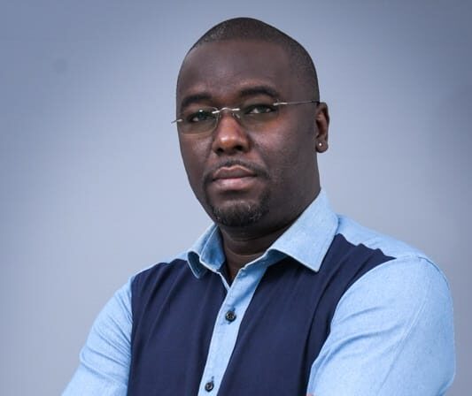 Mika Diol, expert en Mobile Money sur la « gratuité » des transferts d’Orange Money : « Ils présentent cet alignement comme une nouveauté qu’ils apportent alors qu’ils ne font que se conformer à une décision déjà imposée par le régulateur ».