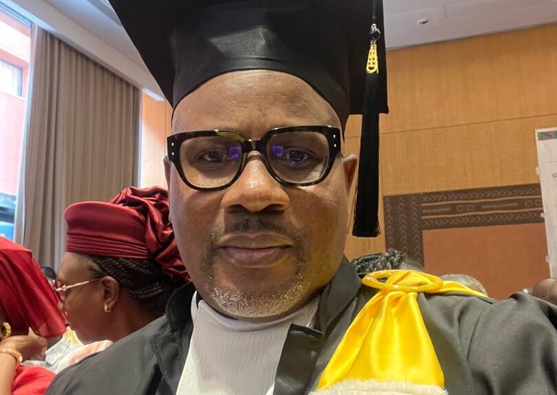 Un homme, une œuvre, un honneur : Isaac Sissokho consacré Docteur Honoris Causa