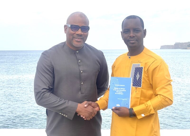 Dr Isaac Sissokho : Analyse d’un ouvrage majeur sur la régulation du numérique en Afrique